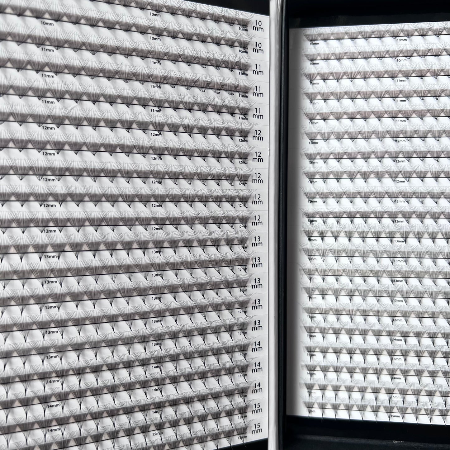 NEW! 16D 0.03 Pro-Made Fan Book (800 Fans)